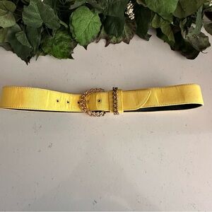 Neiman Marcus Yellow Satin Belt With Gold Chain Buckle Detail - Size Large